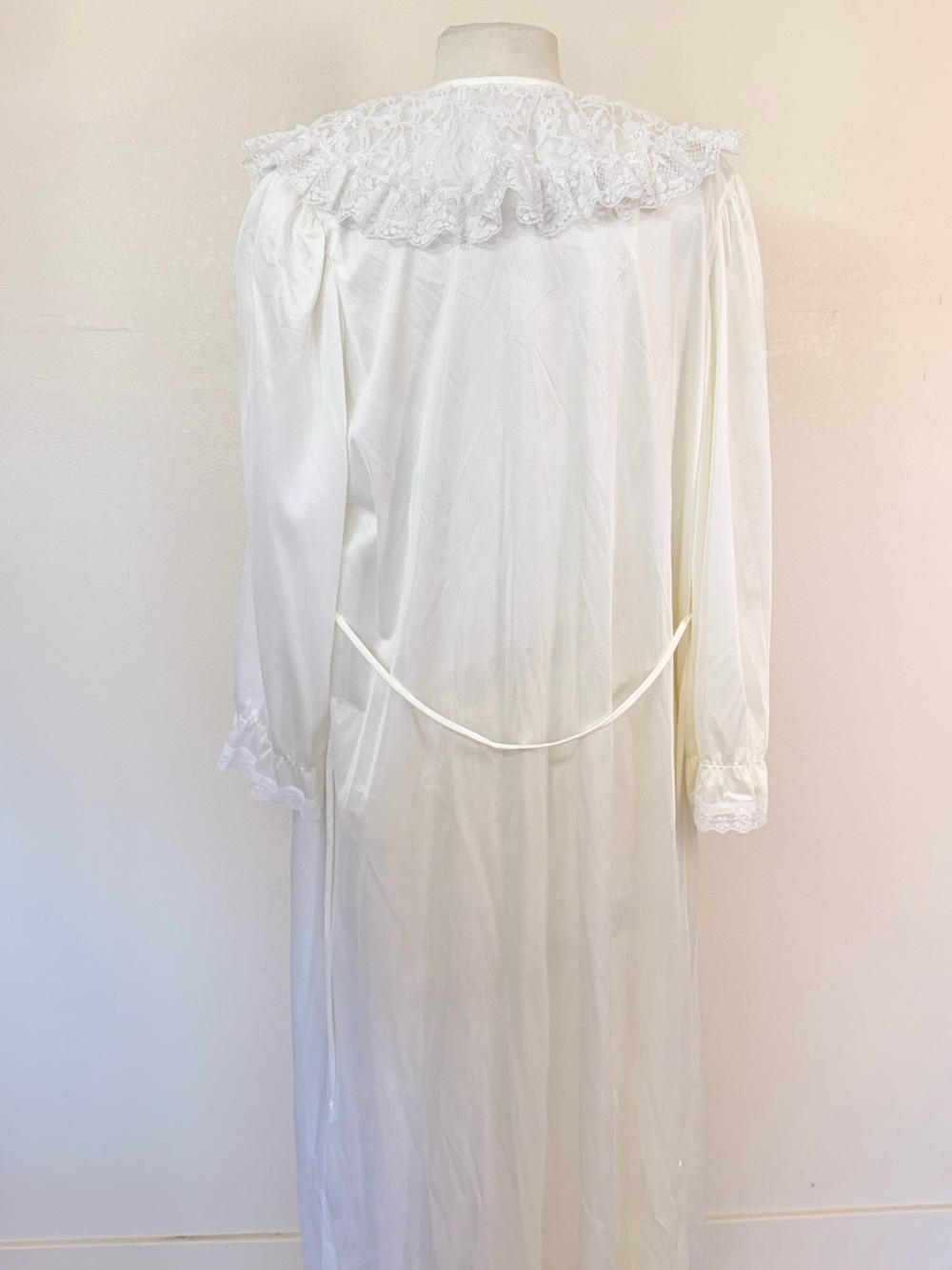 Vntg 70s Cottagecore Romantic Victorian Revival Angelcore Lace Maxi Dress Robe - Picture 6 of 6